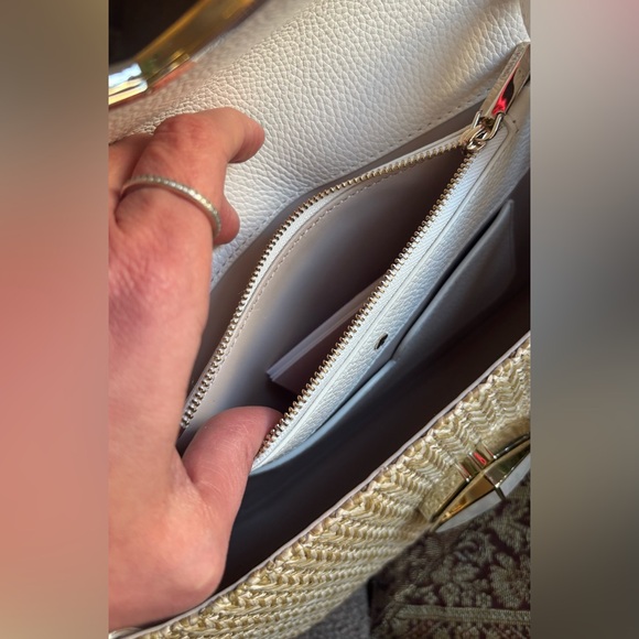 Authentic KATE SPADE Stiched/straw/leather TWIST LOCK Shoulder/ Crossbody Bag - Picture 8 of 16